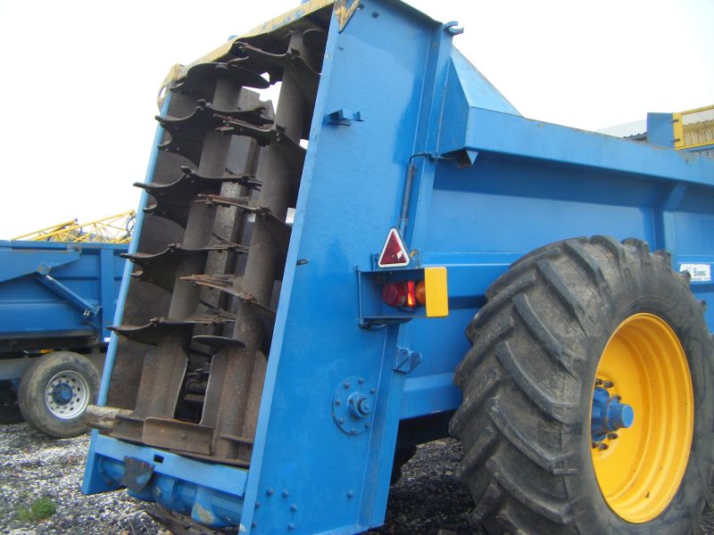BUNNING MK4 LOWLANDER 12T REAR DISCHARGE MUCK SPREADER Recently Sold Browns Agricultural BUNNING MK4 LOWLANDER 12T REAR DISCHARGE MUCK SPREADER Recently Sold Browns Agricultural
