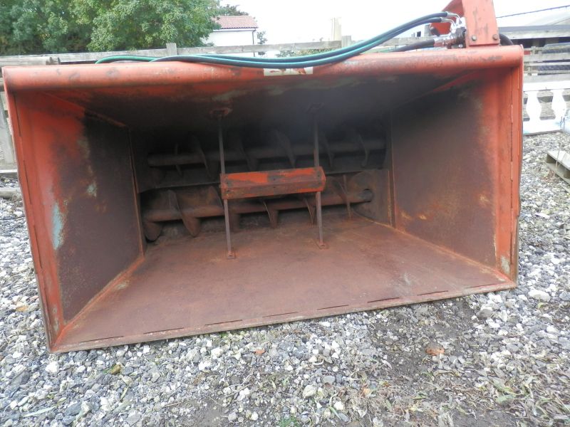 BOM 2004 TWIN AUGER ROOT CHOPPING BUCKET Recently Sold Browns Agricultural Machinery